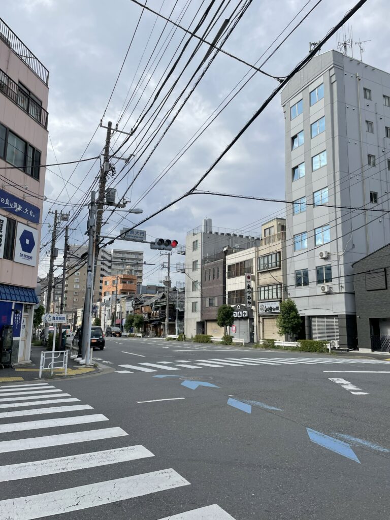 吉原大門の信号付近