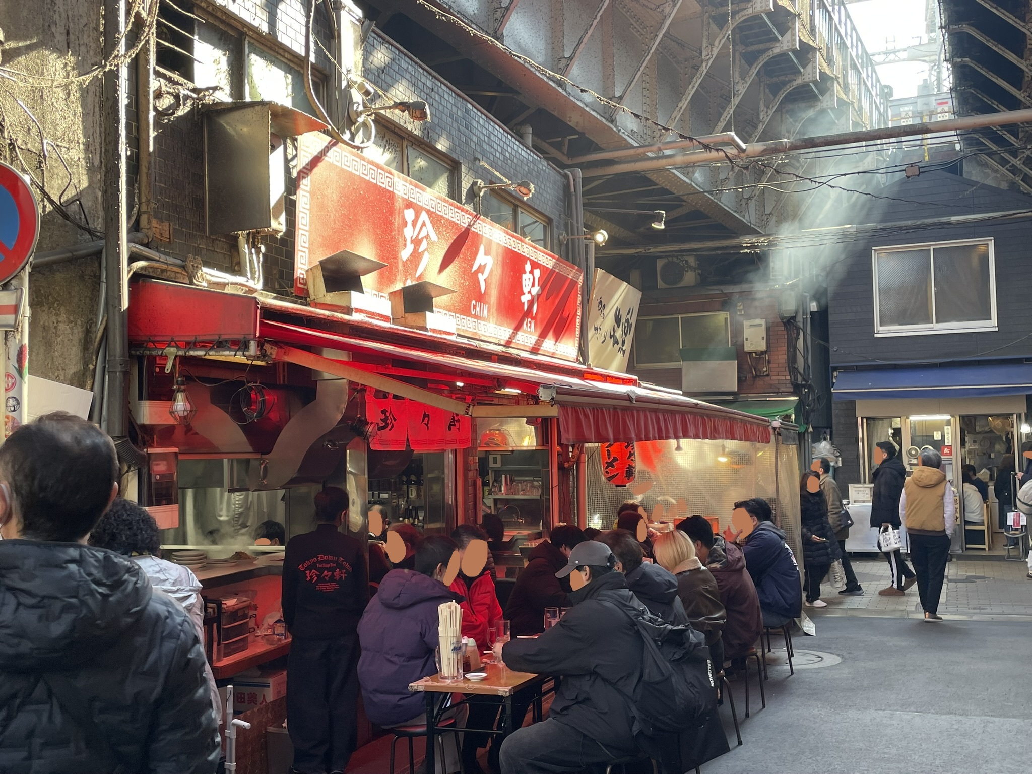 珍々軒さんの店舗全体。