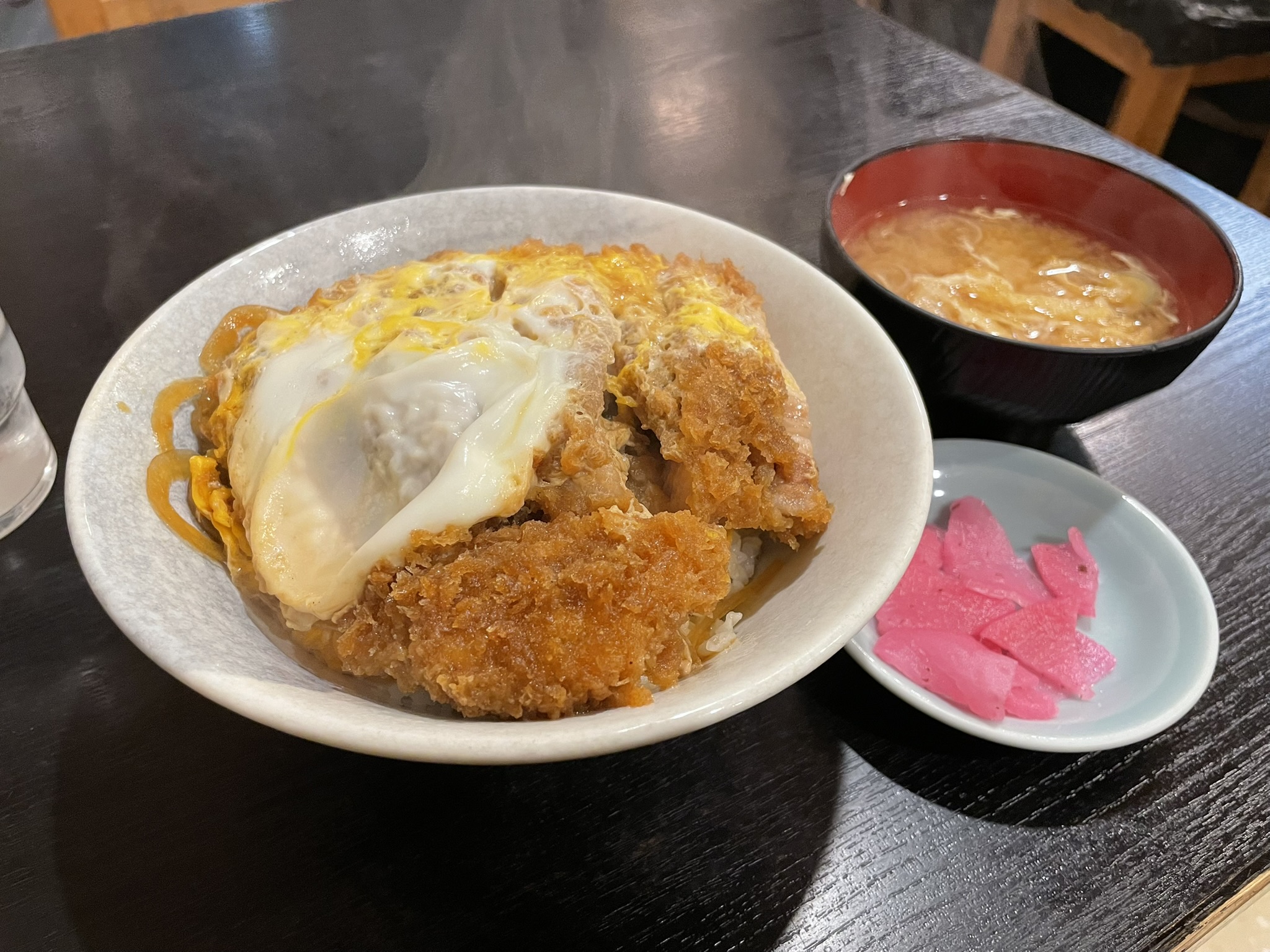 カツ丼。
