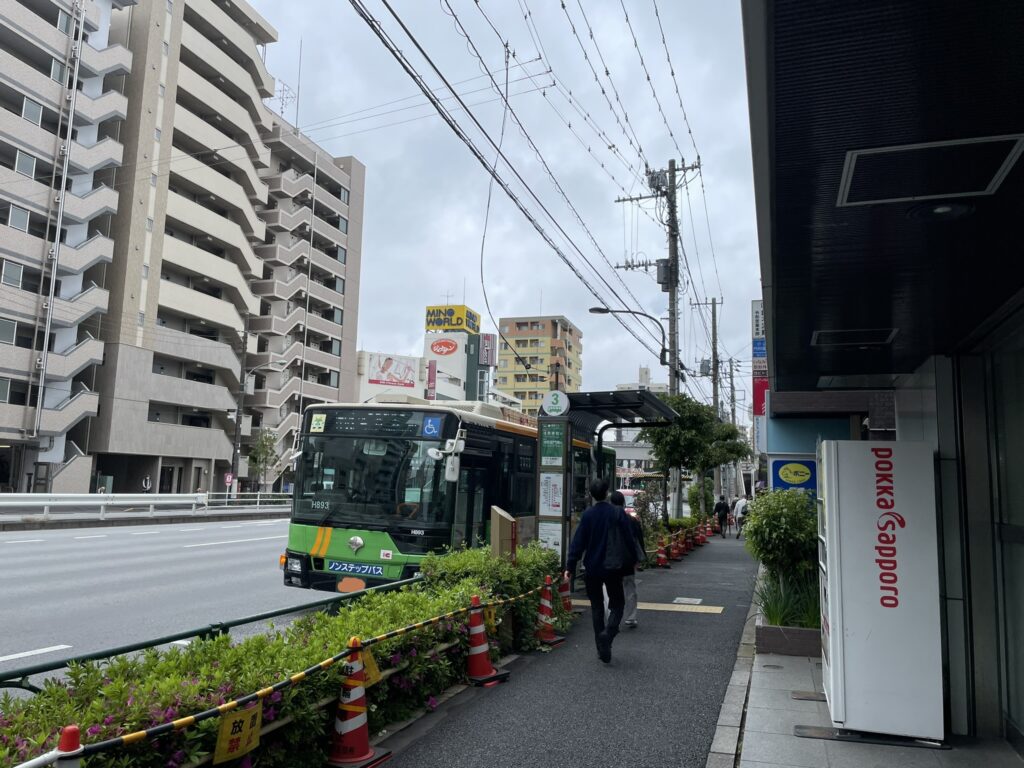 東京を横断する生活と文化のラインともいえる「明治通り」