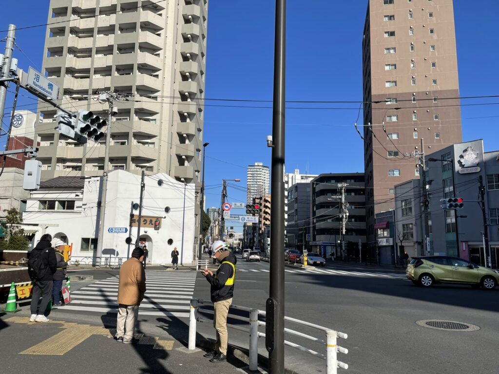 東京の人の流れや物流を支える重要な都市の背骨のような道路。「明治通り」は、都心をつなぐ「大動脈」とも言える。