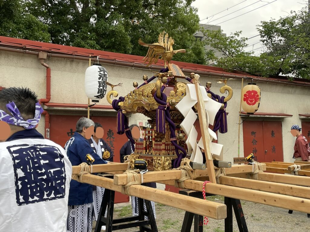 【東清南町会の町内神輿】