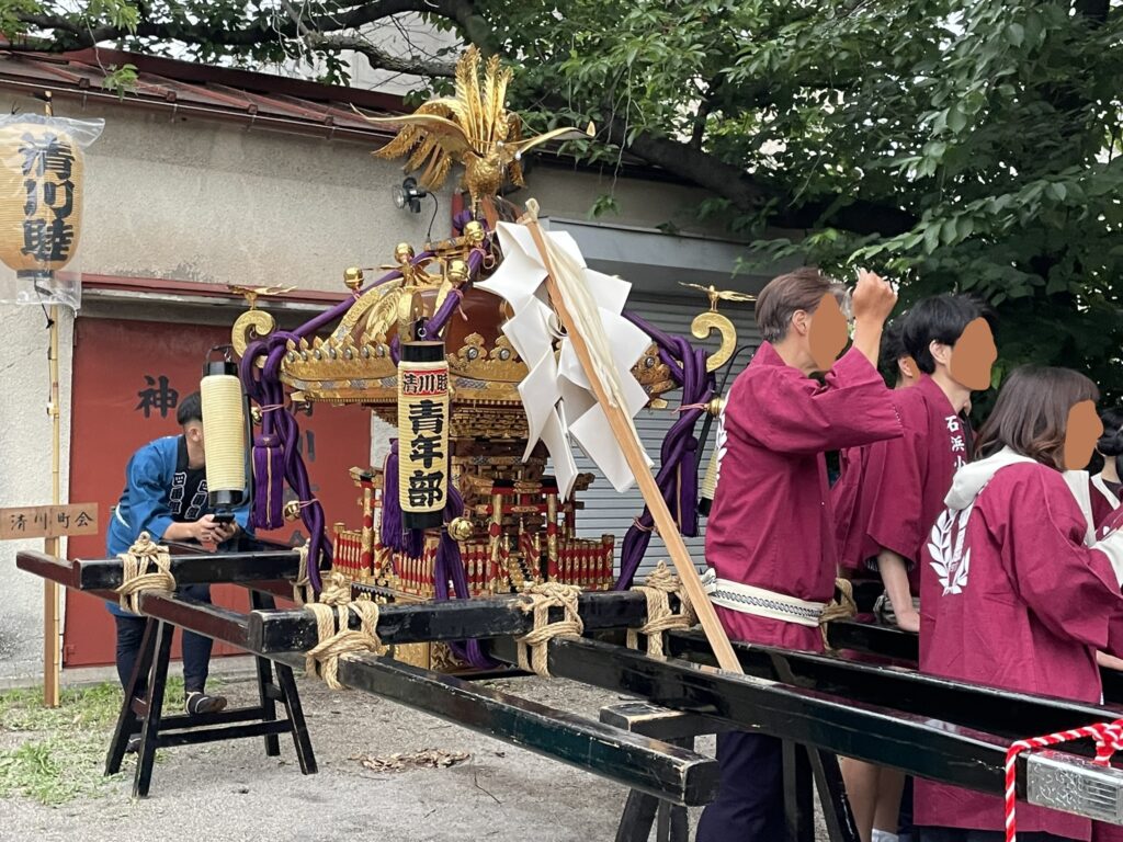 【清川睦町会の町内神輿】