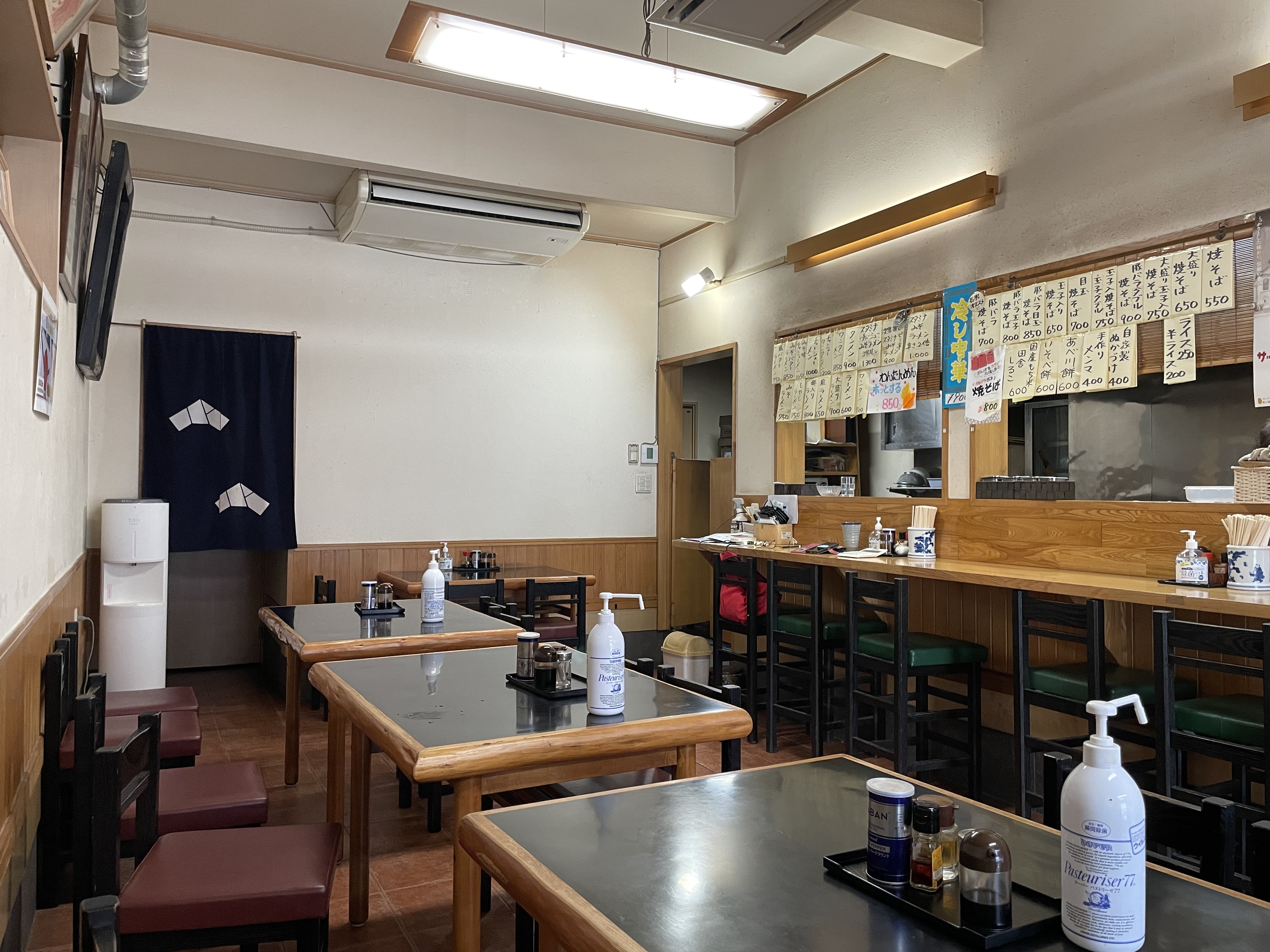 清潔感のある店内