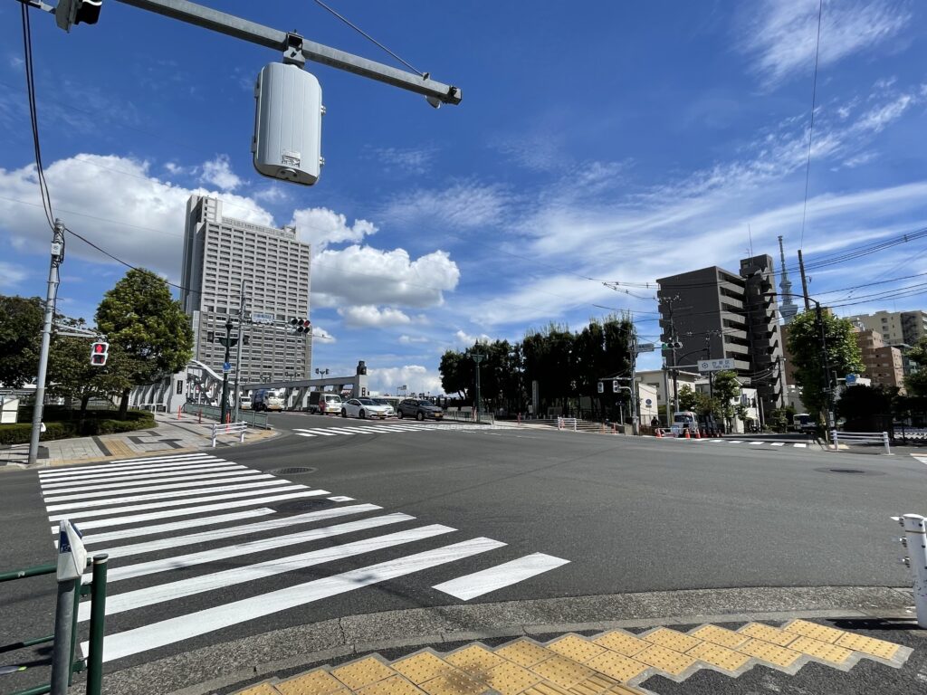 「白鬚橋西詰」の交差点