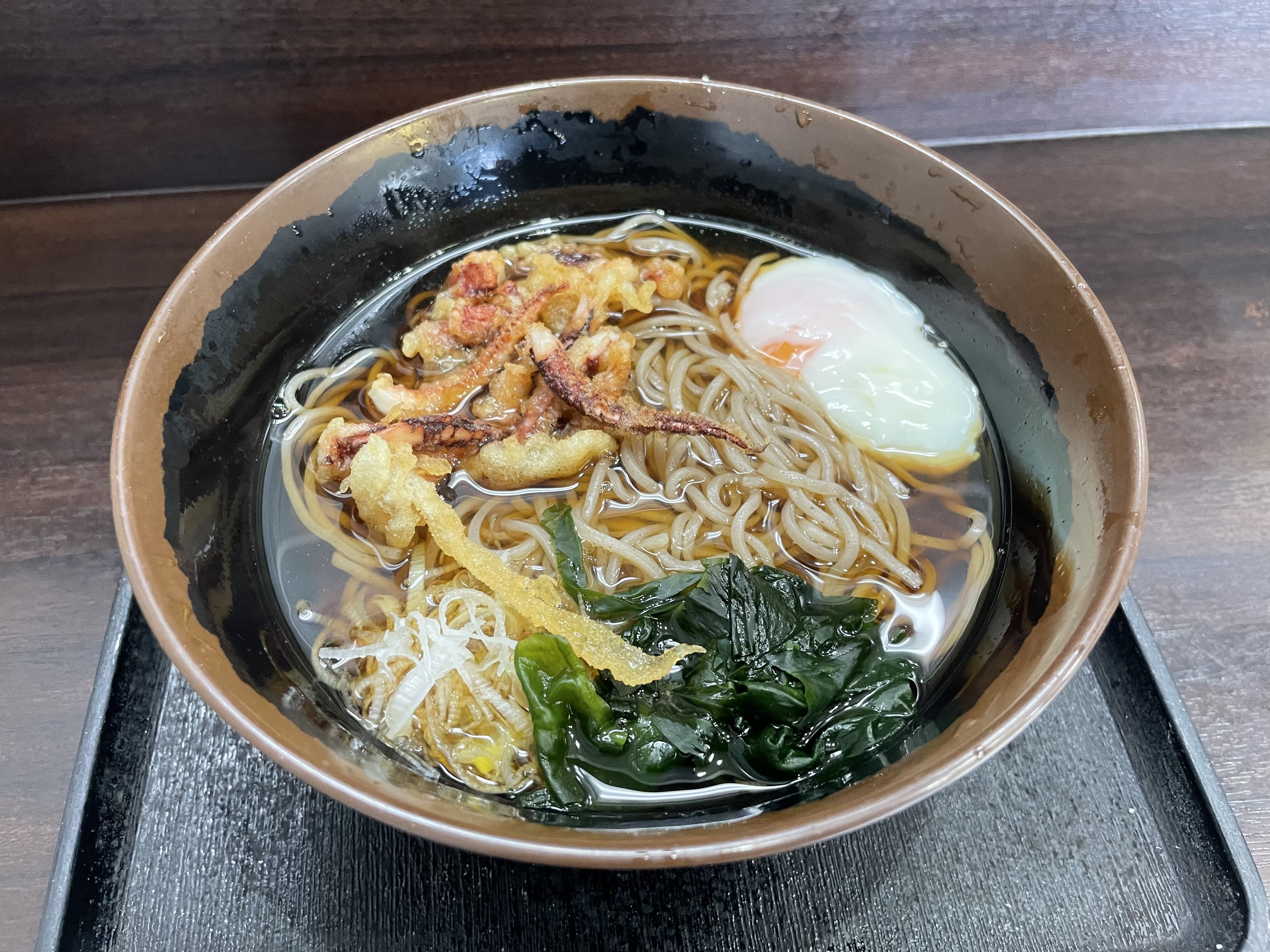 かけそば大（温）・ゲソ天・温泉玉子