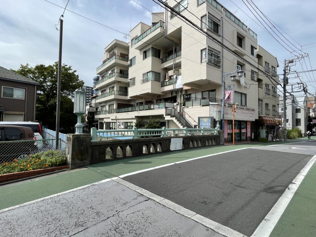 今の浜川橋は、1934年（昭和9年）に架け替えられた