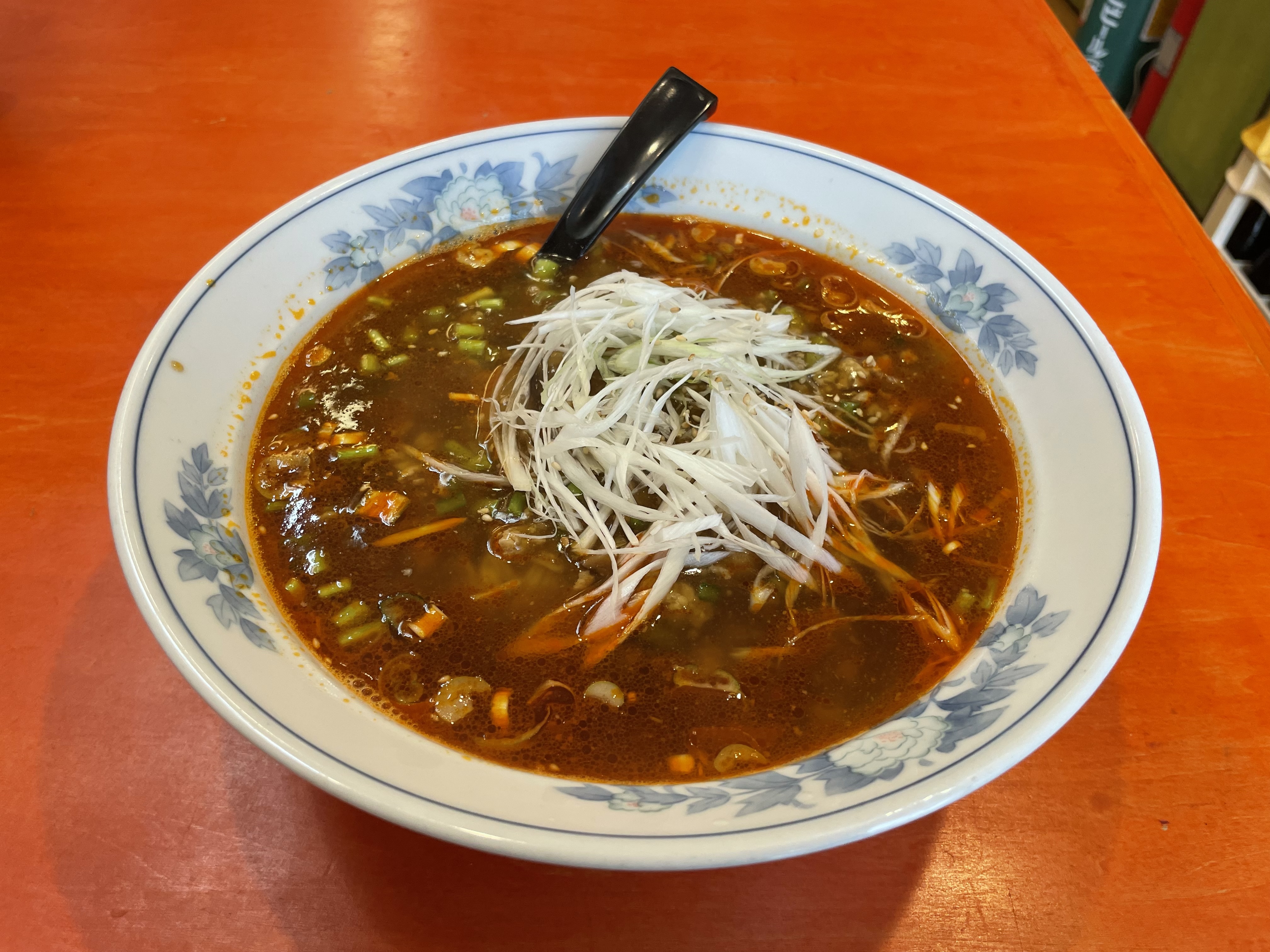 【ピリ辛担々麺】